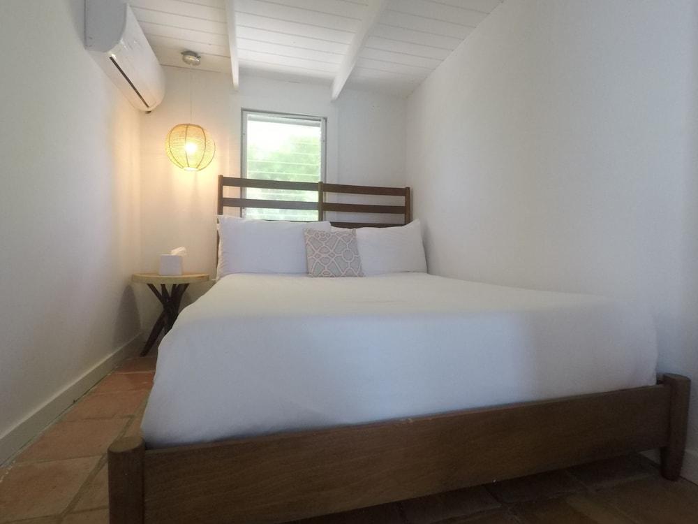 Peace And Plenty Resort George Town Eksteriør bilde